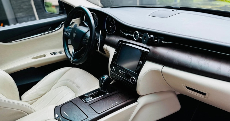 Maserati Quattroporte cena 245000 przebieg: 95000, rok produkcji 2014 z Rzeszów małe 191